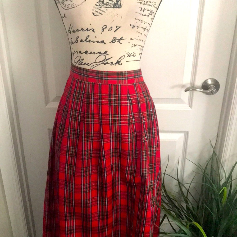 Worthington plaid skirt.